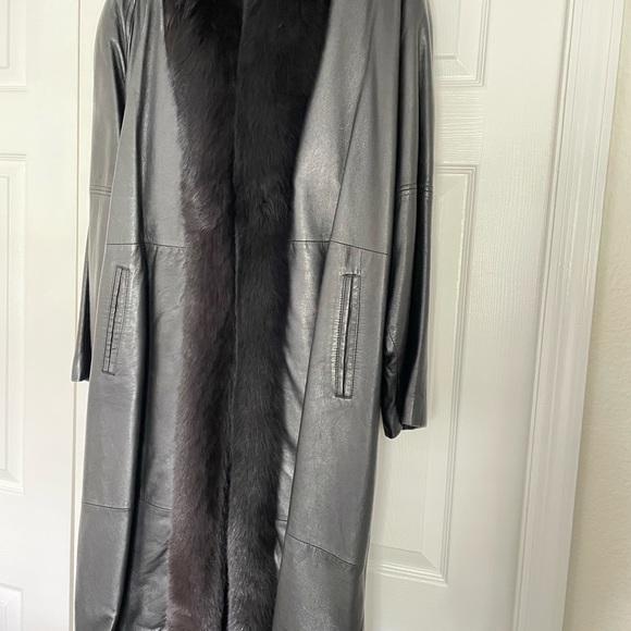 Vintage Black Leather and Fur Coat - Picture 3 of 10